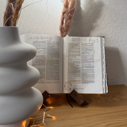 Bibelregister weiß